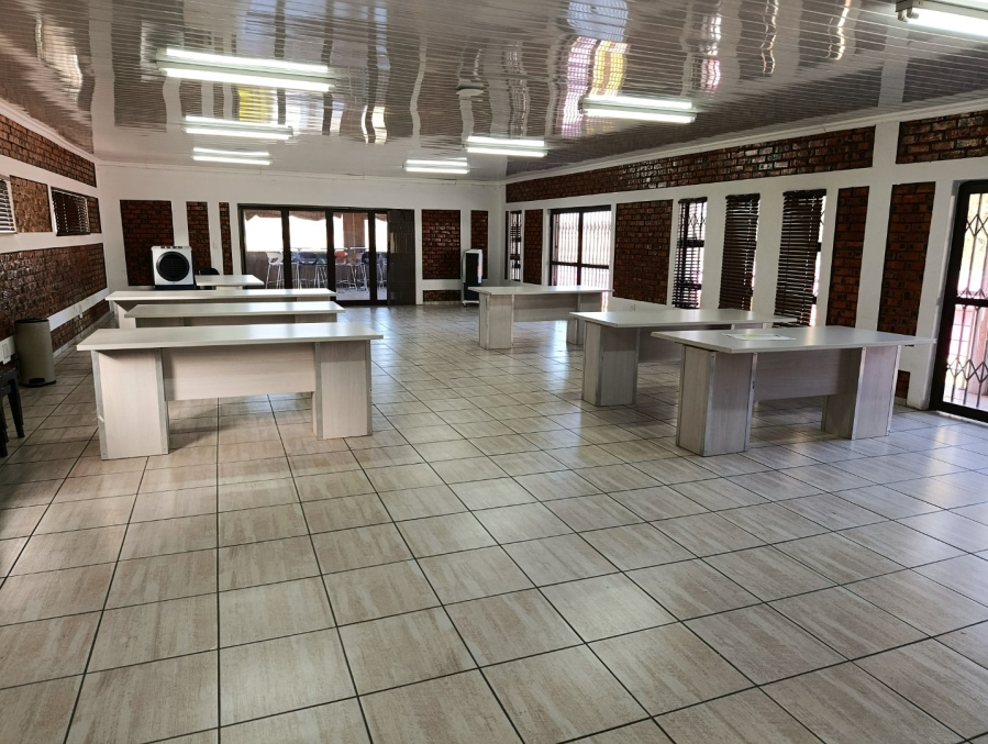 1 Bedroom Property for Sale in Lakeview Free State